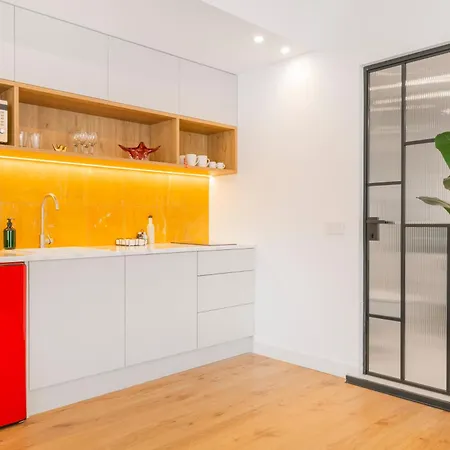 Ototo Stylish Living