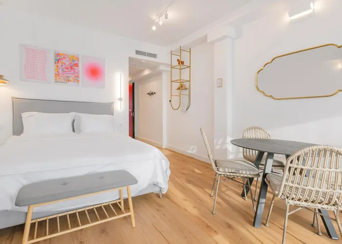 Ototo Stylish Living 아파트호텔 테살로니키
